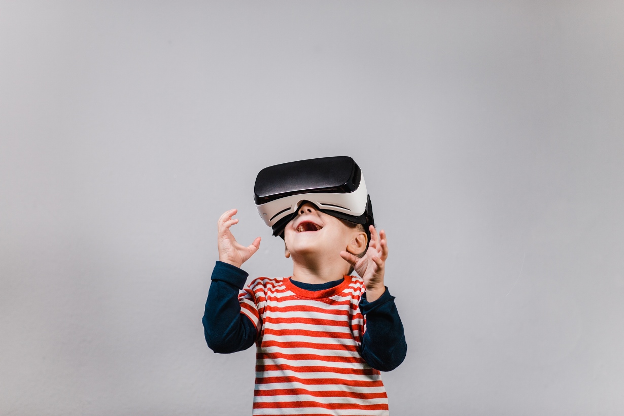 用VR療法，幫孩童治療弱視﻿　VR headset can help treat amblyopia in children﻿